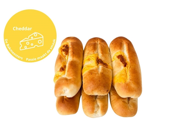 Worstenbroodjes cheddar&nbsp;per 6 verpakt
