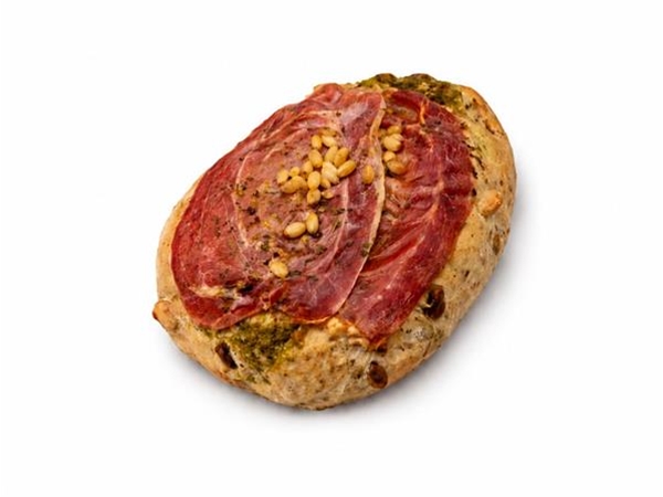 Pesto / serranoham / noten